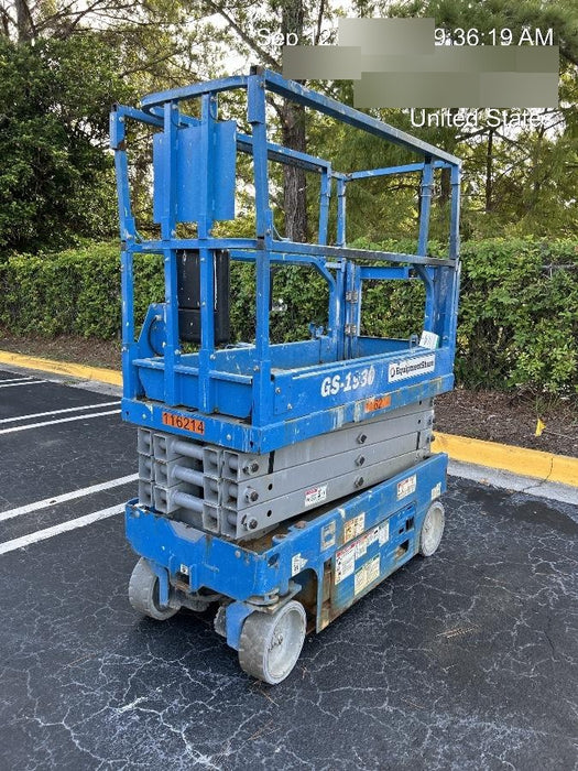 2020 Genie GS-1930 Solid Non Marking Tires, Beacon, Folding rails with half height swing gate