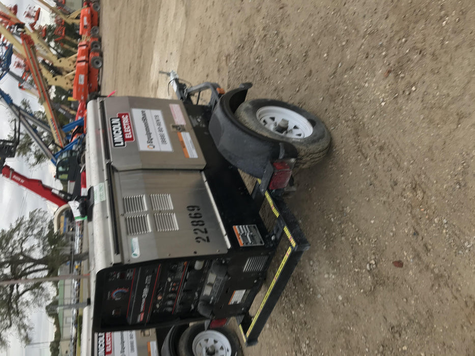 2019 Lincoln Electric Vantage 322 Lincoln Vantage 322 Welder w/Trailer, Light Kit, Cable Rack