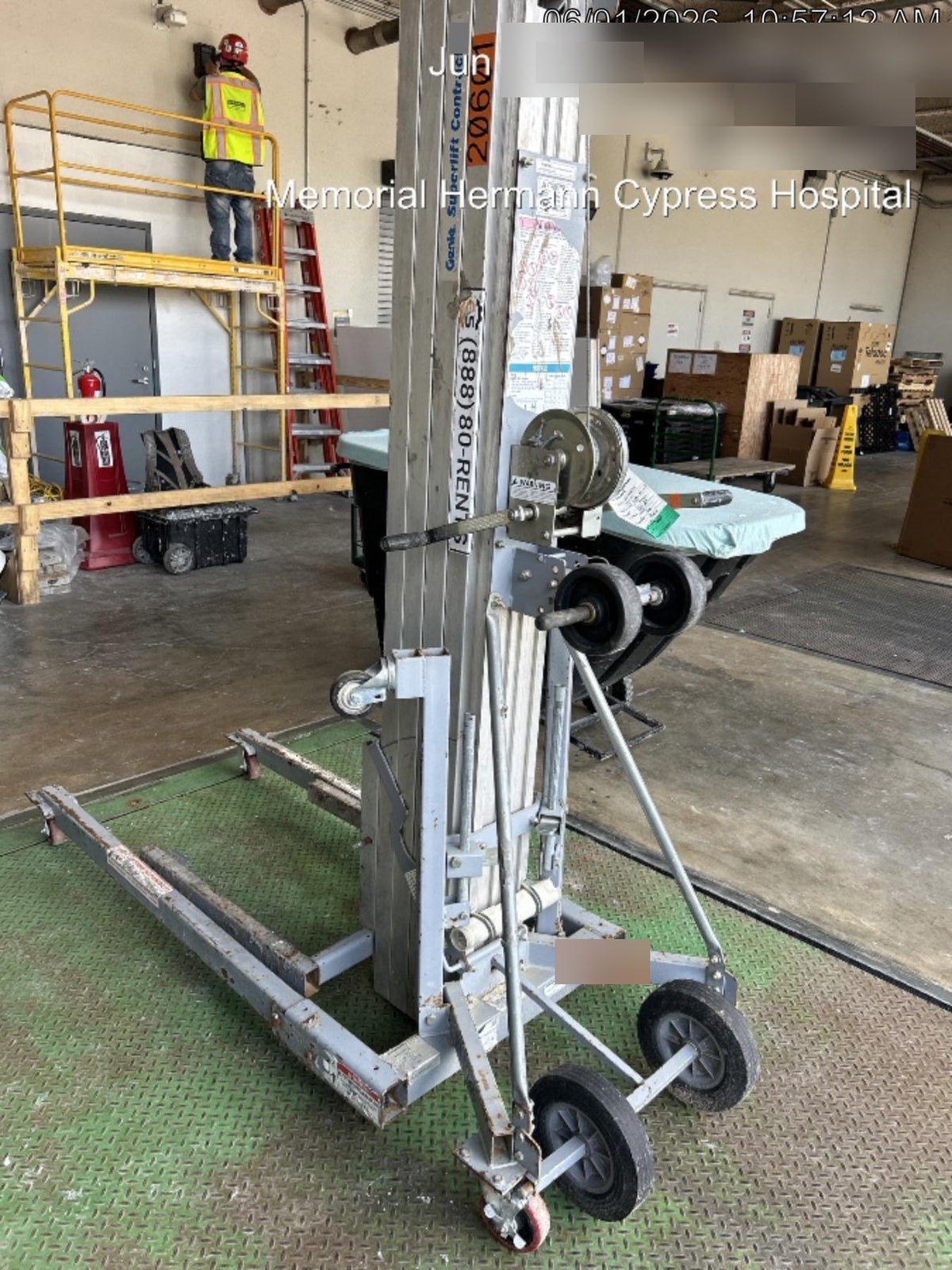 2018 GENIE SLC-24