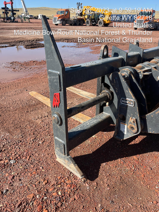 2022 SOLESBEE 96" Loader Fork Carriage - Solesbee