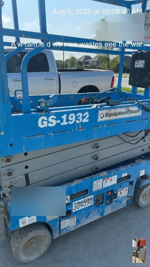 2023 GENIE GS-1932