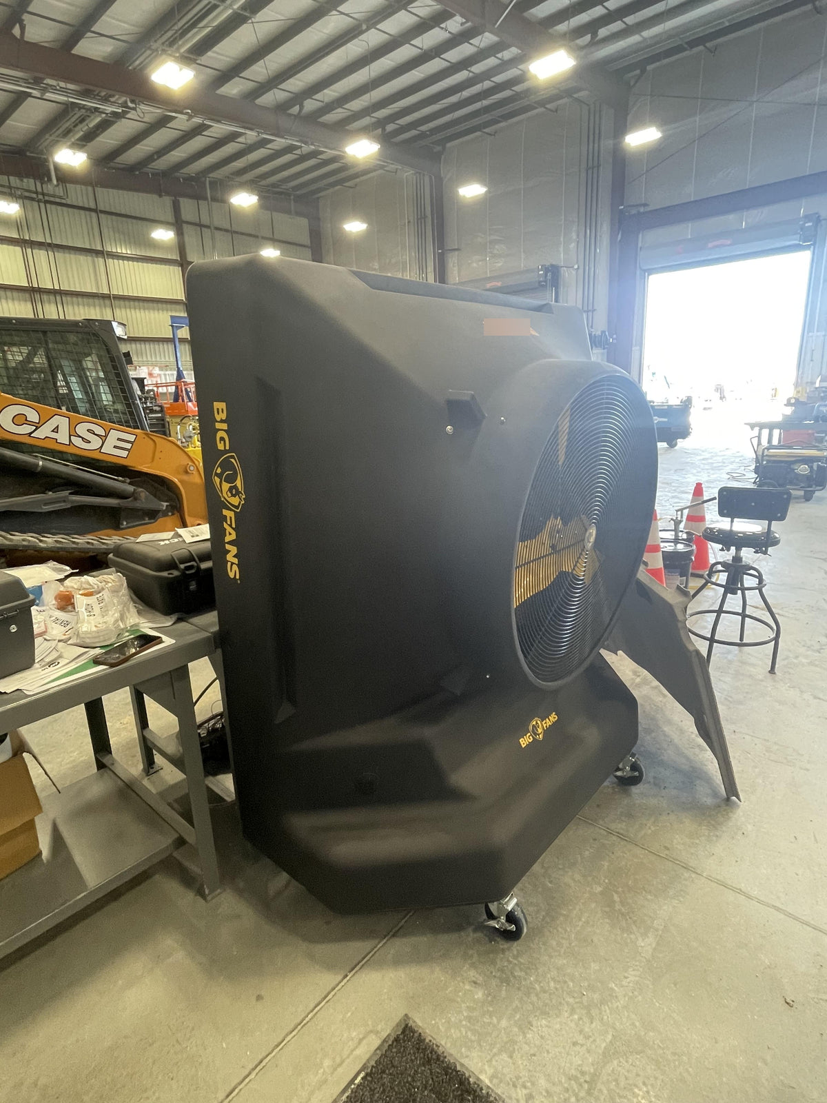 2025 BIG ASS FANS Cool Space 400