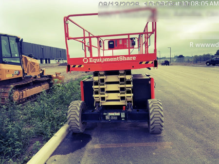 2023 JLG RT4394