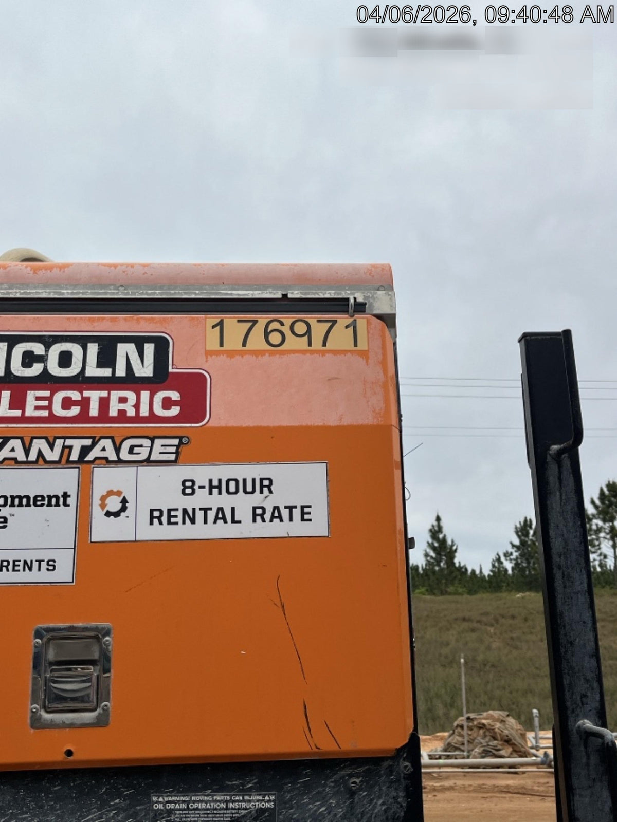 2021 Lincoln Electric Vantage 322 Vantage 322 Ready Pak 3 w/ Decals, ORANGE (includes trailer, cable rack, fender light kit) NO Telematics