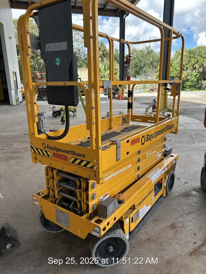 2022 JCB S1930E