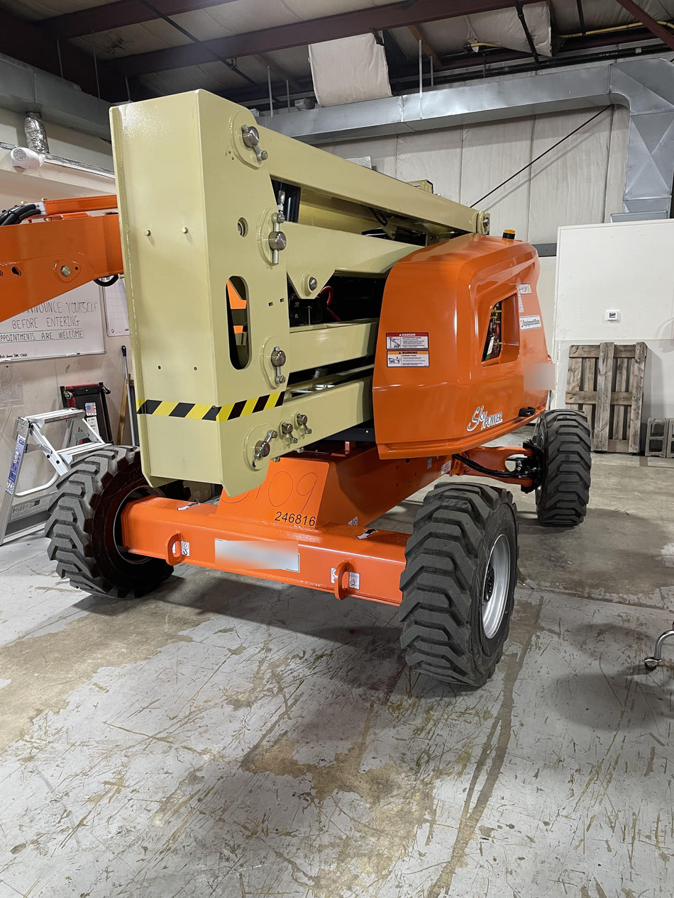 2022 JLG 450AJ