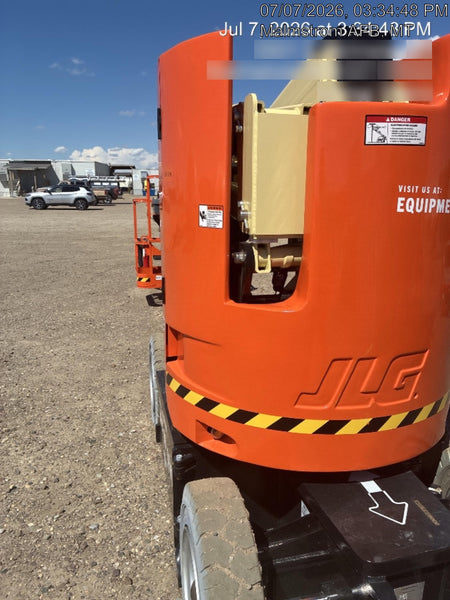 2025 JLG E300AJP