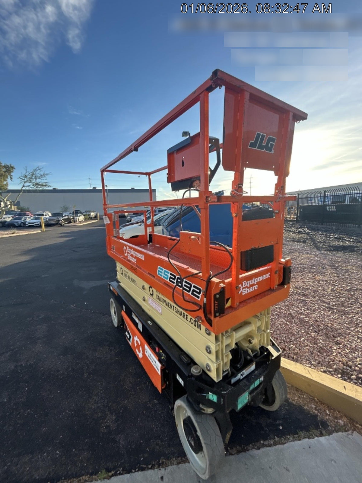 2022 JLG ES2632