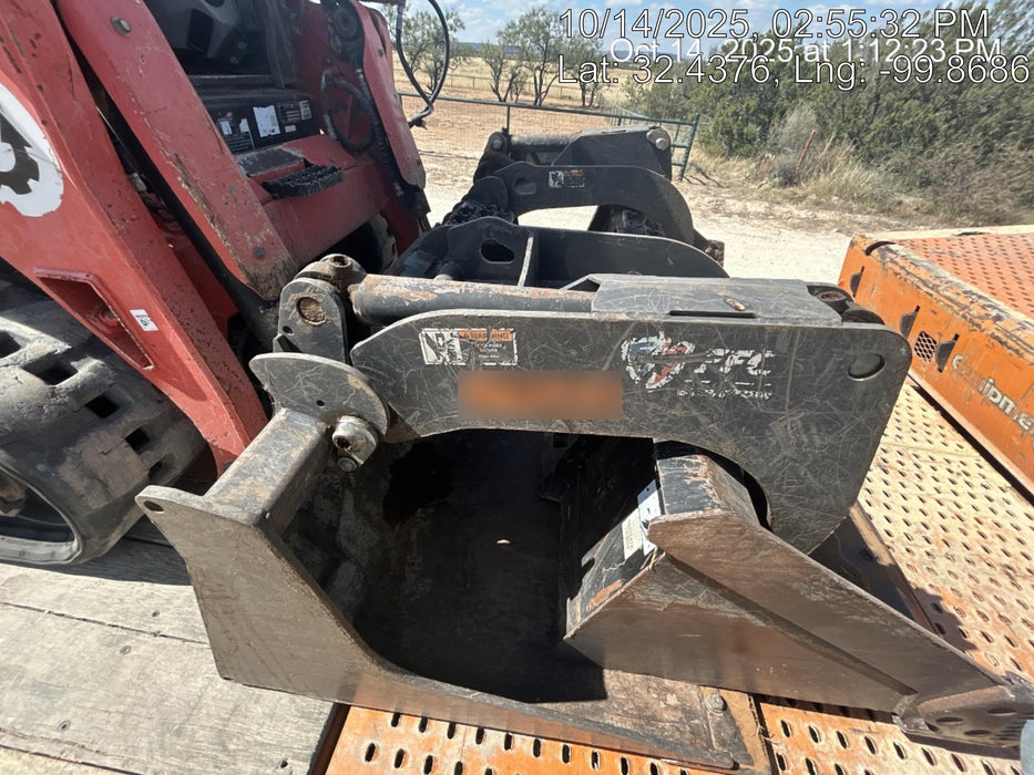 2019 PALADIN 76" Scrap Grapple Bucket - Paladin