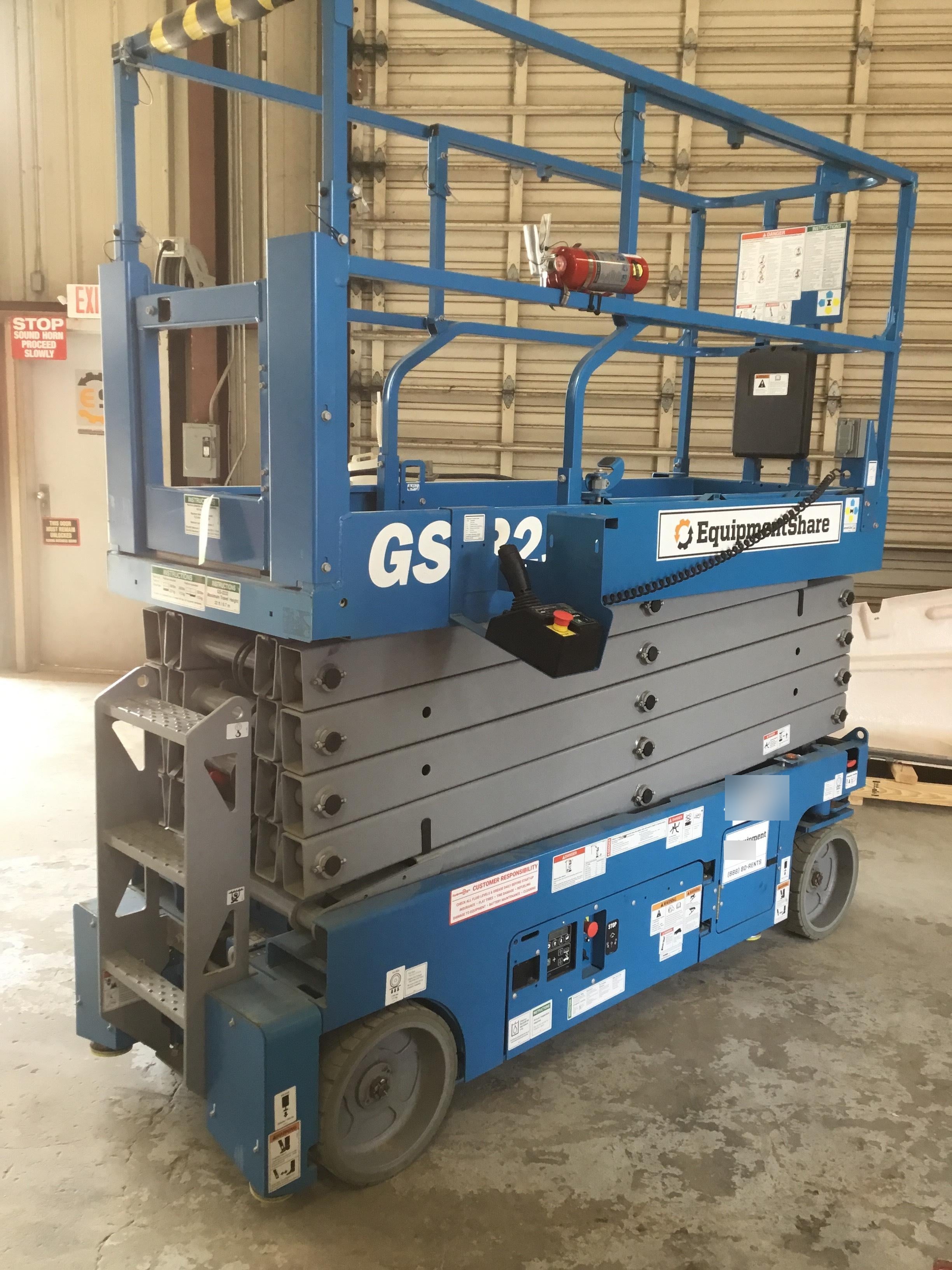 2018 GENIE GS-3232