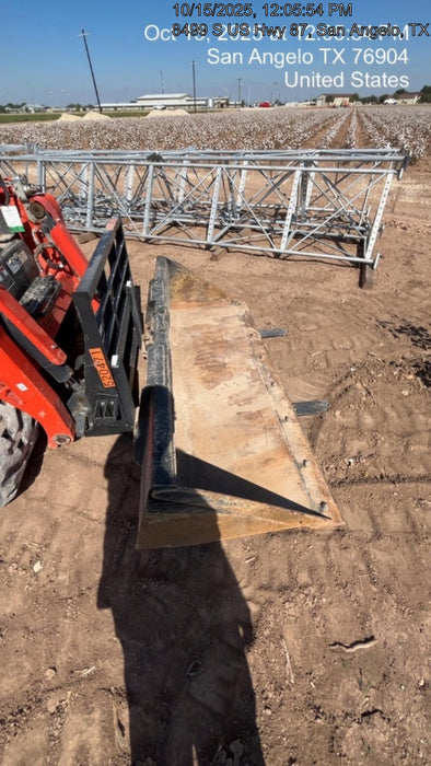 2025 ARROW MATERIAL HANDLING 60" Pallet Forks - Arrow