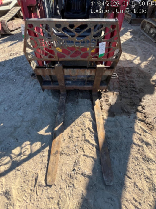 2020 EMKAY 48" Pallet Forks - Emkay