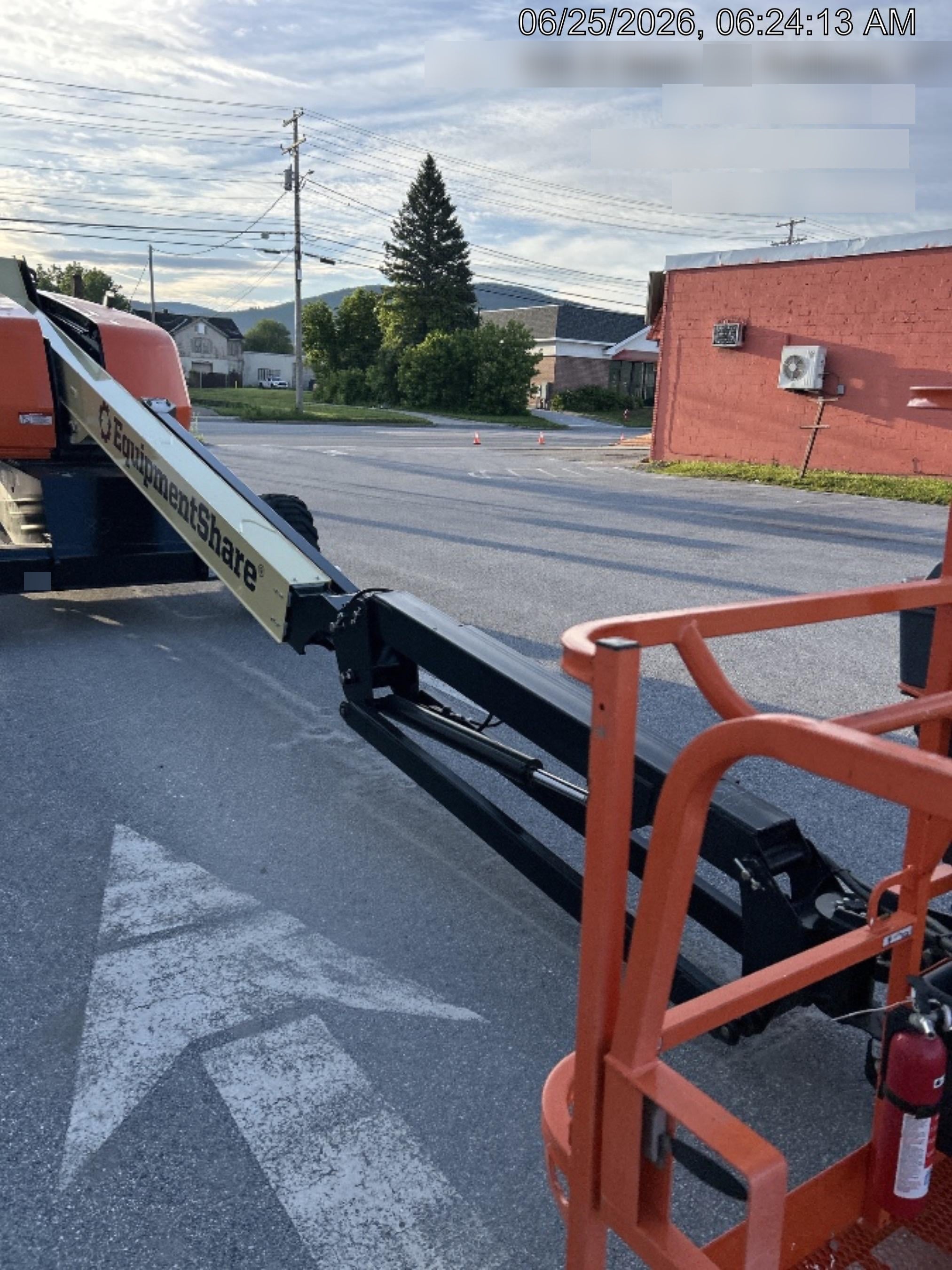 2025 JLG 460SJ