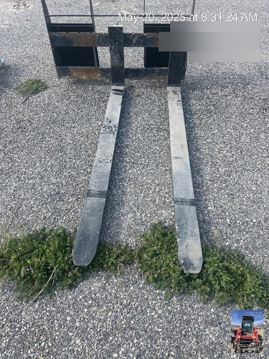 2022 ARROW MATERIAL HANDLING 60" Pallet Forks - Arrow