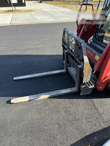 2022 PALADIN 48" Pallet Forks - Paladin