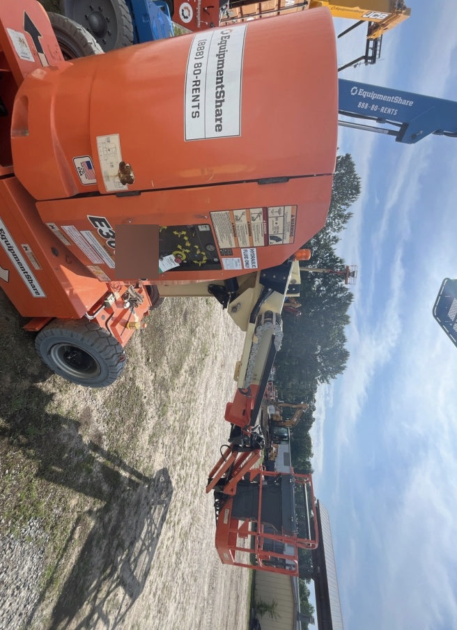 2019 JLG E300AJP