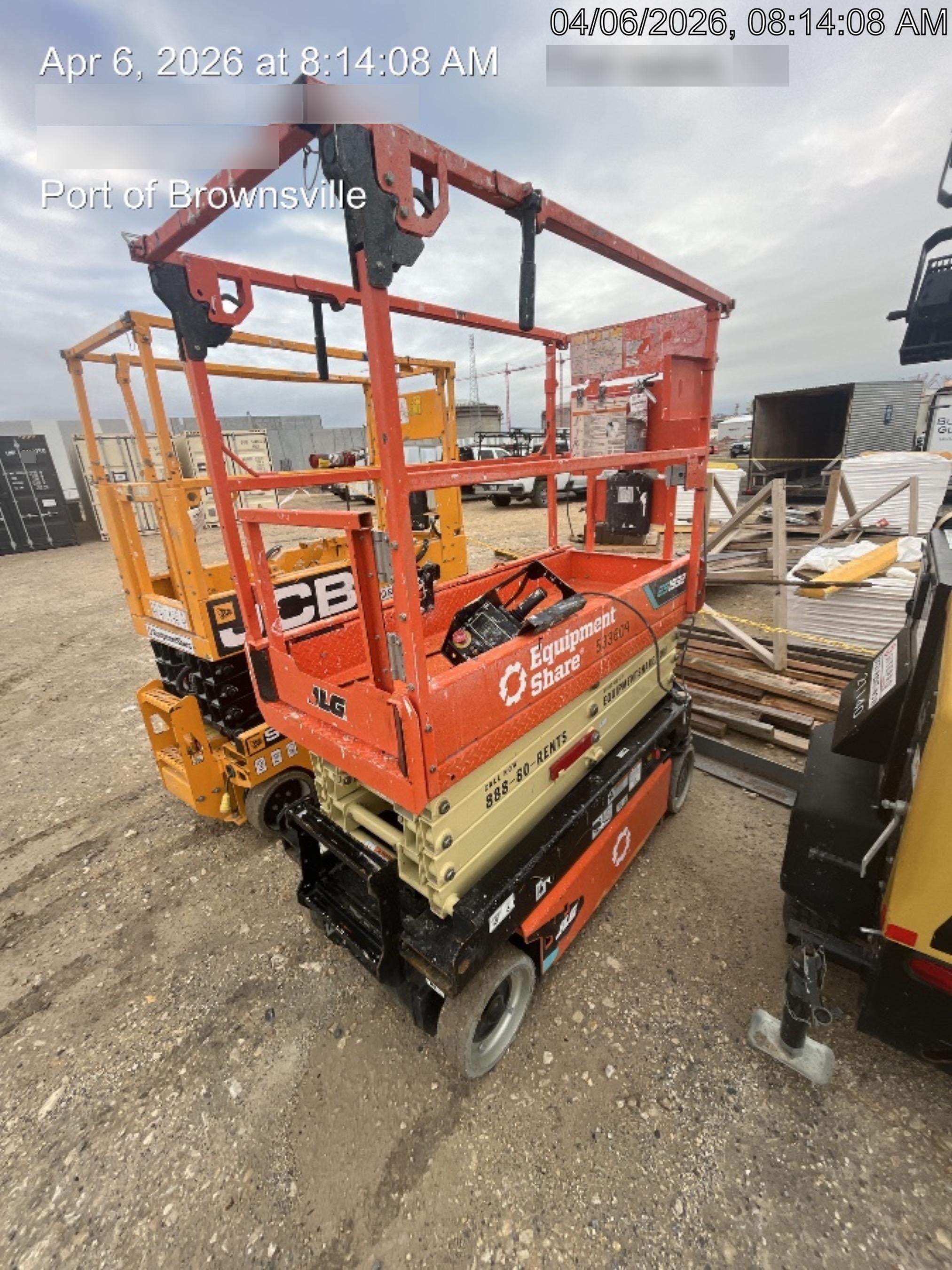 2025 JLG ES1932