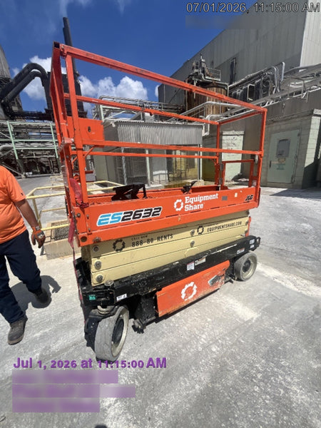 2022 JLG ES2632