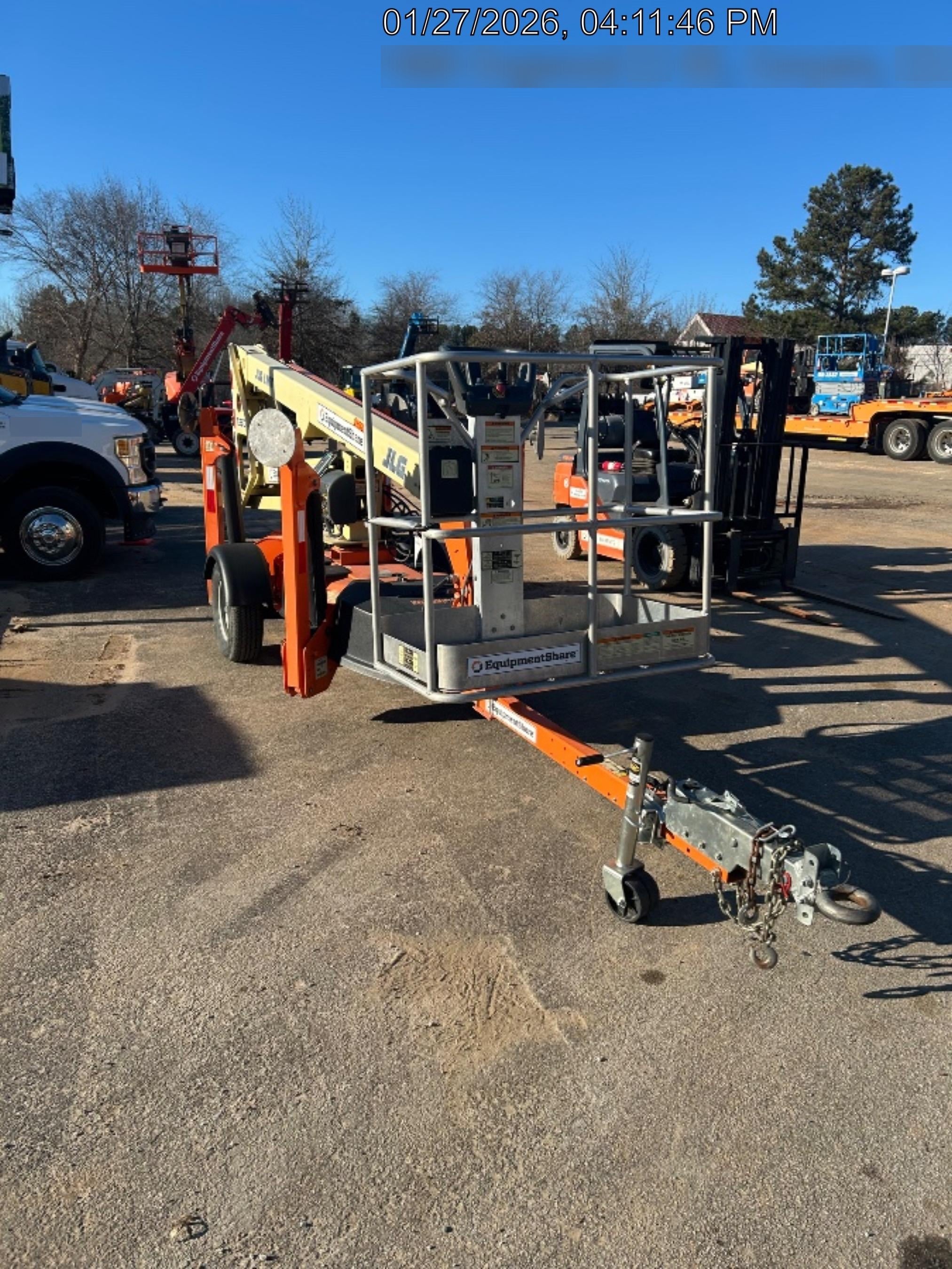 2022 JLG T350