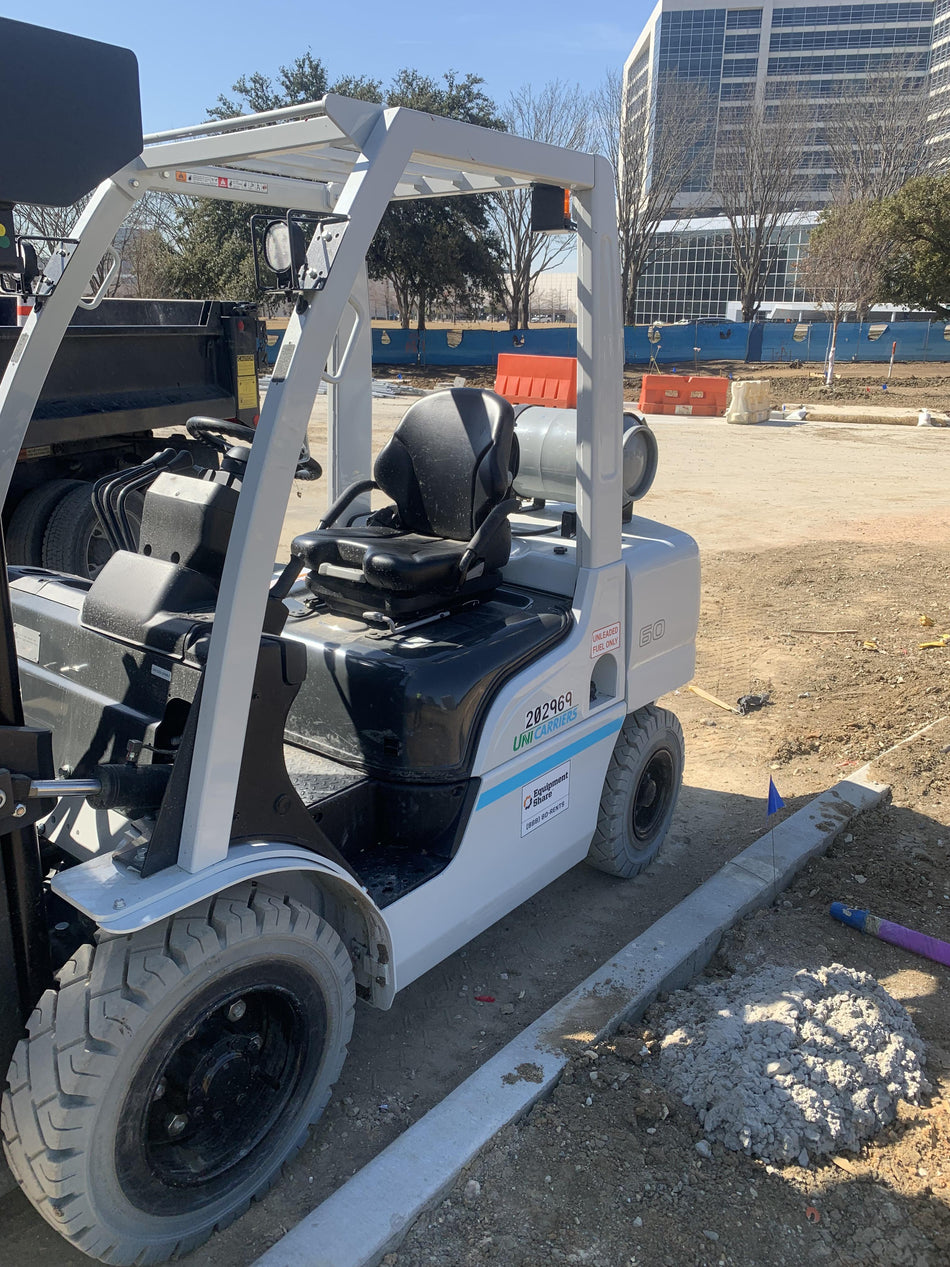 2022 UNICARRIER MUG1F2A30DV QUAD