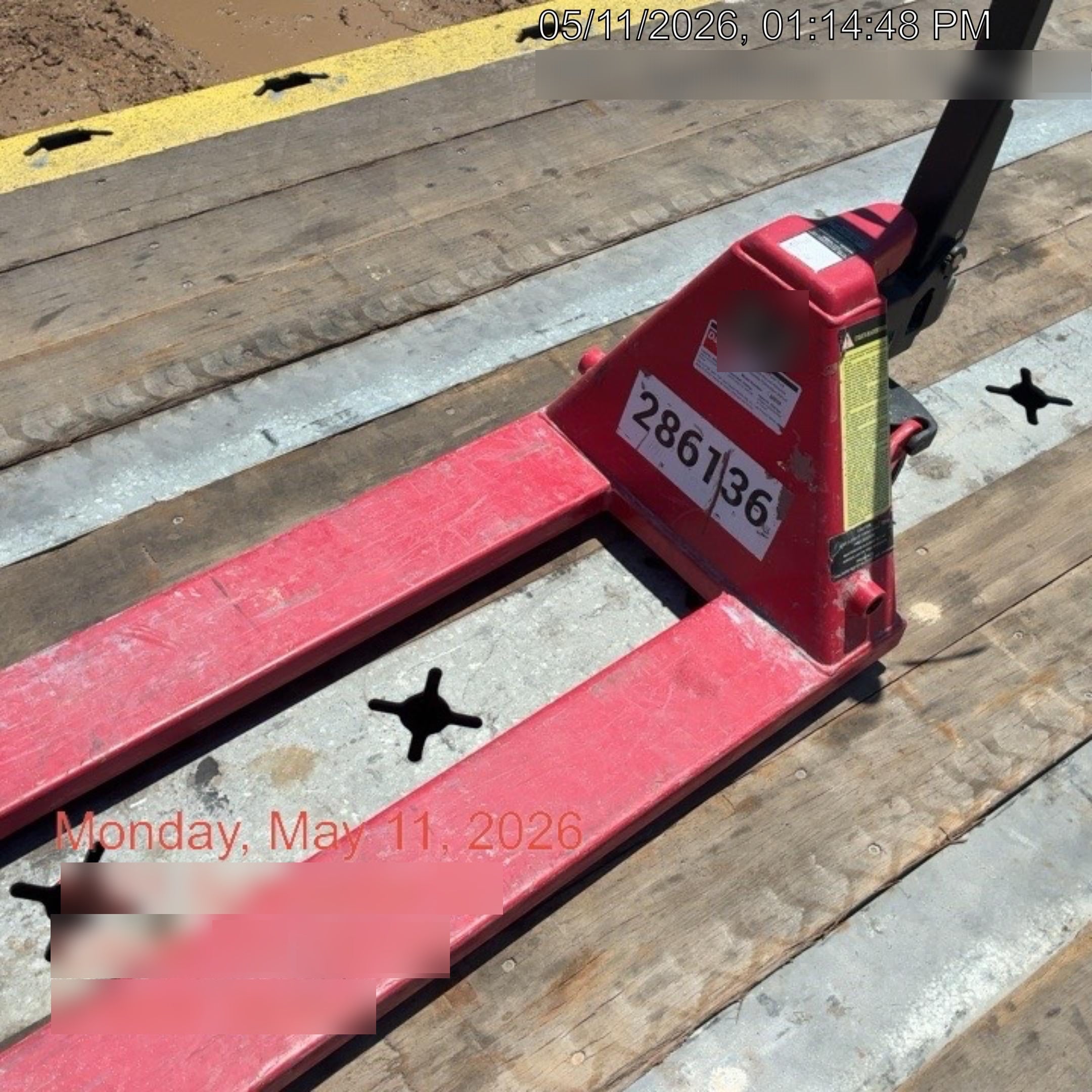 2022 DAYTON 5500 lb Pallet Jack