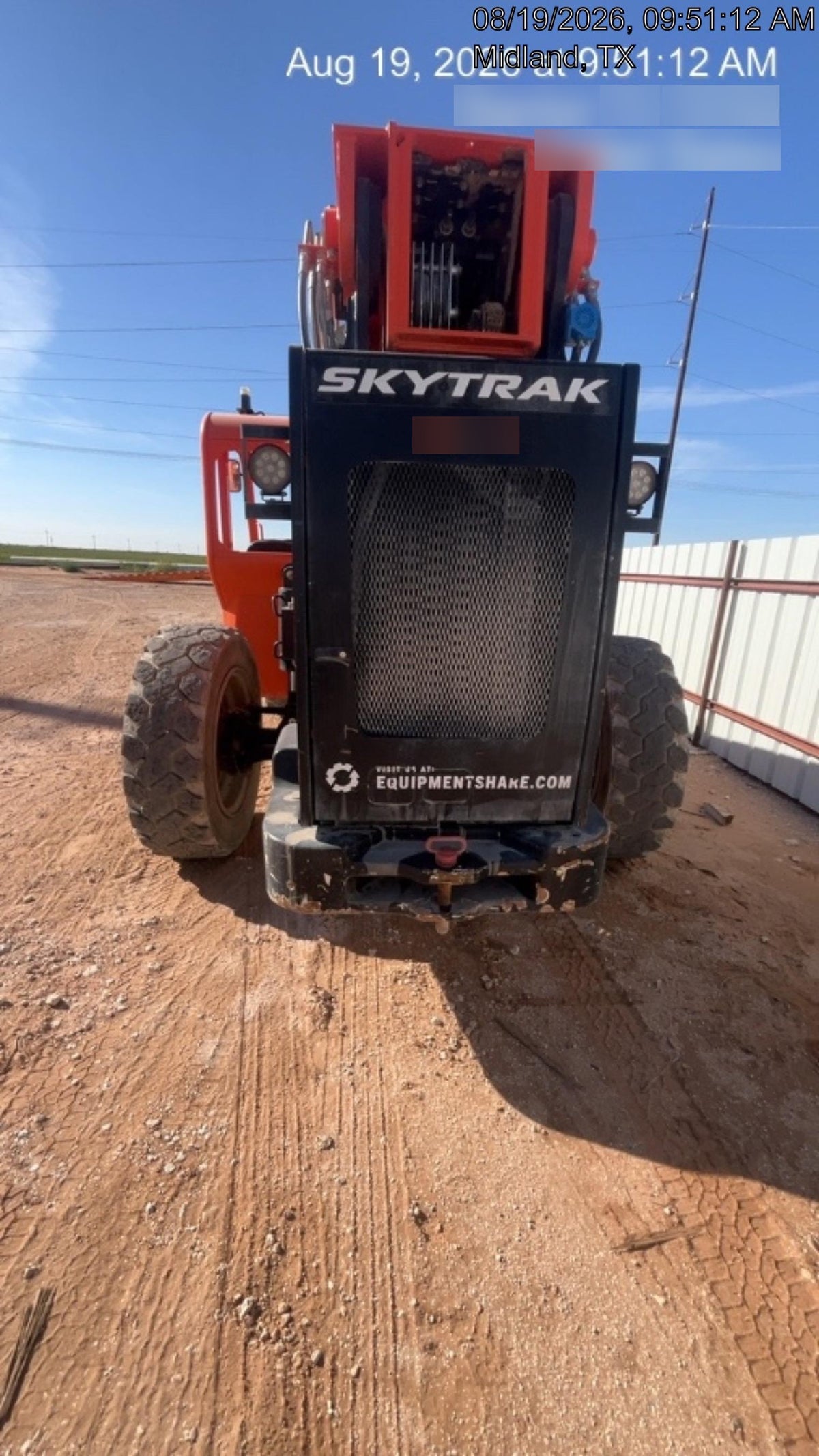 2023 SKYTRAK 8042