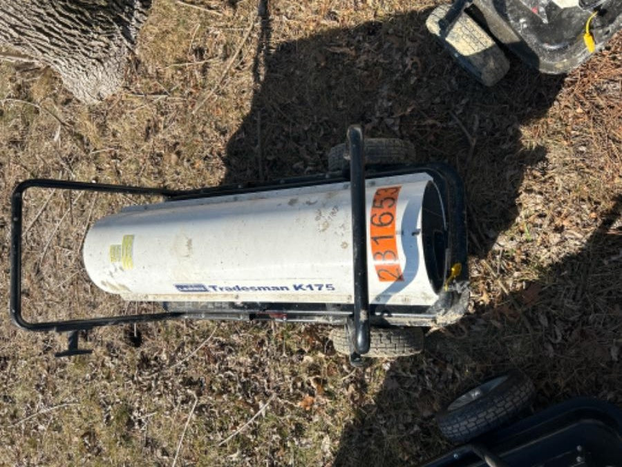 2022 LB WHITE Tradesman K175
