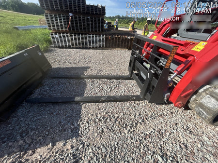2026 ARROW MATERIAL HANDLING 72" Pallet Forks - Arrow