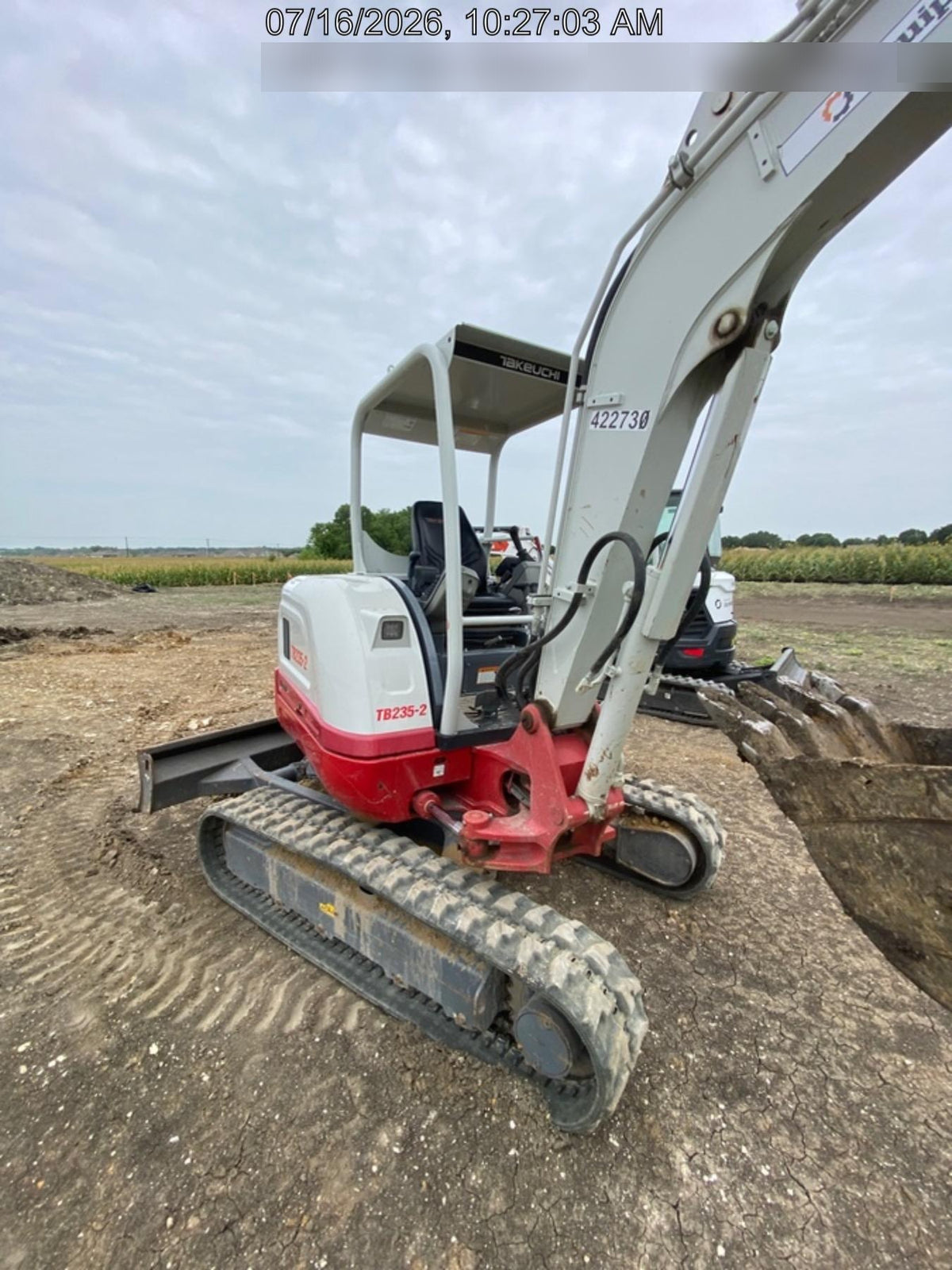 2024 TAKEUCHI TB235-2R