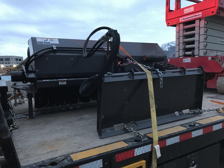 2019 PALADIN Sweepster SB72