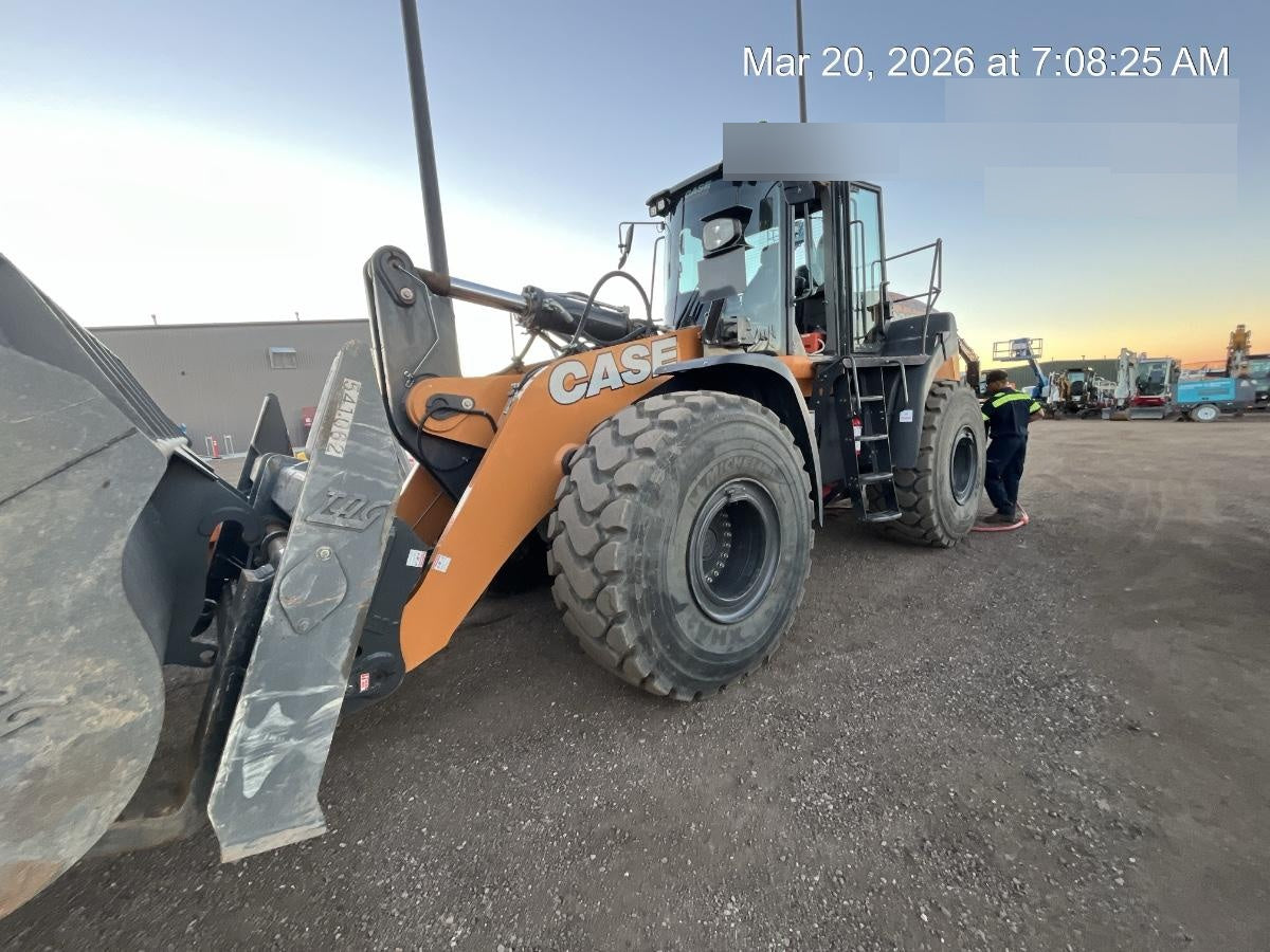 2025 CASE 1021G