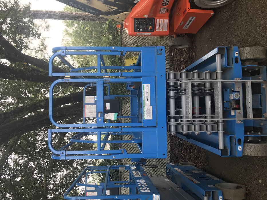 2020 Genie GS-3246 Standard, Folding full height swing gate