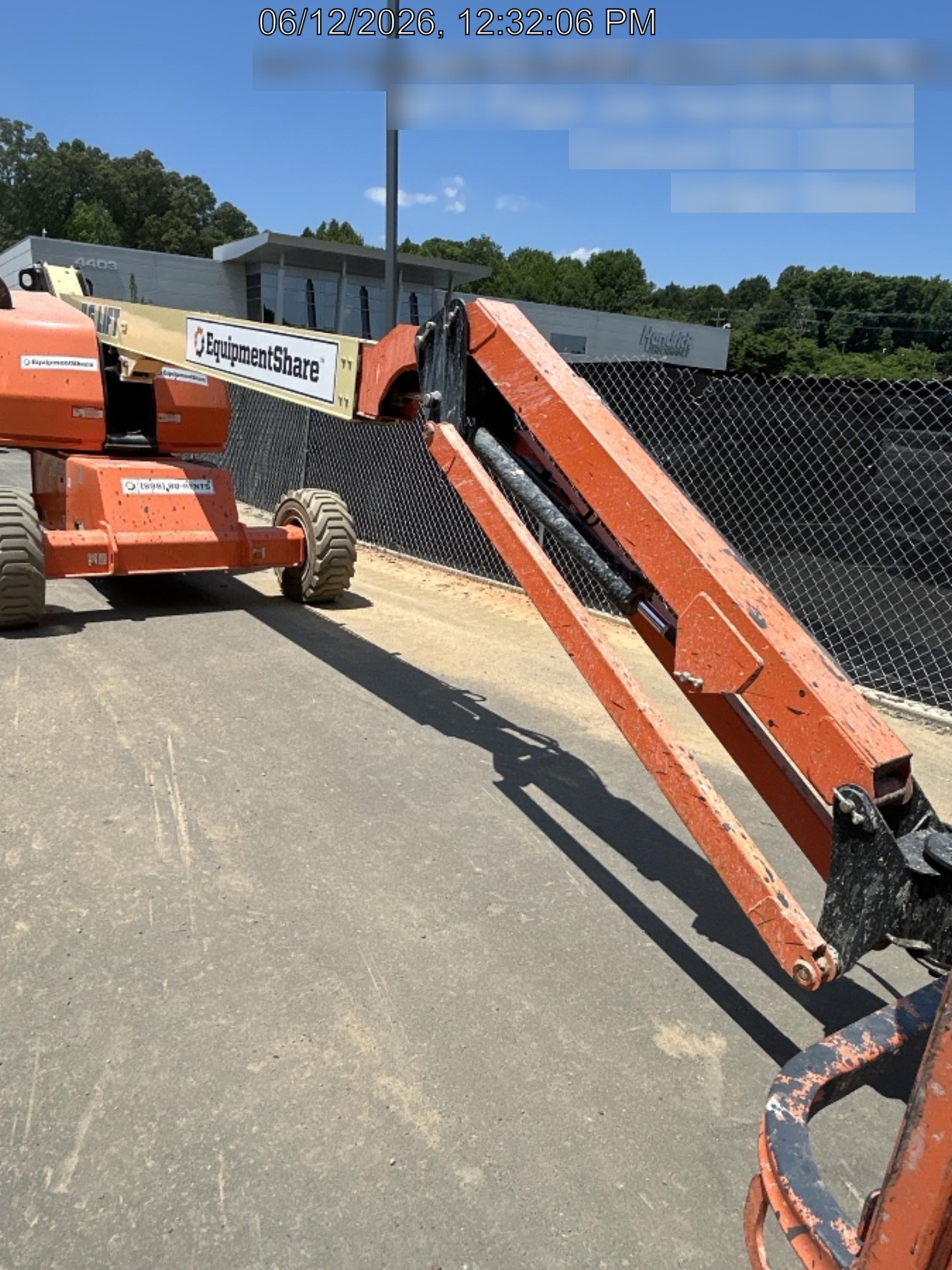 2022 JLG 460SJ