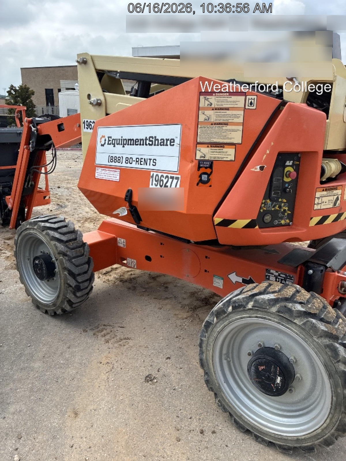 2021 JLG 340AJ