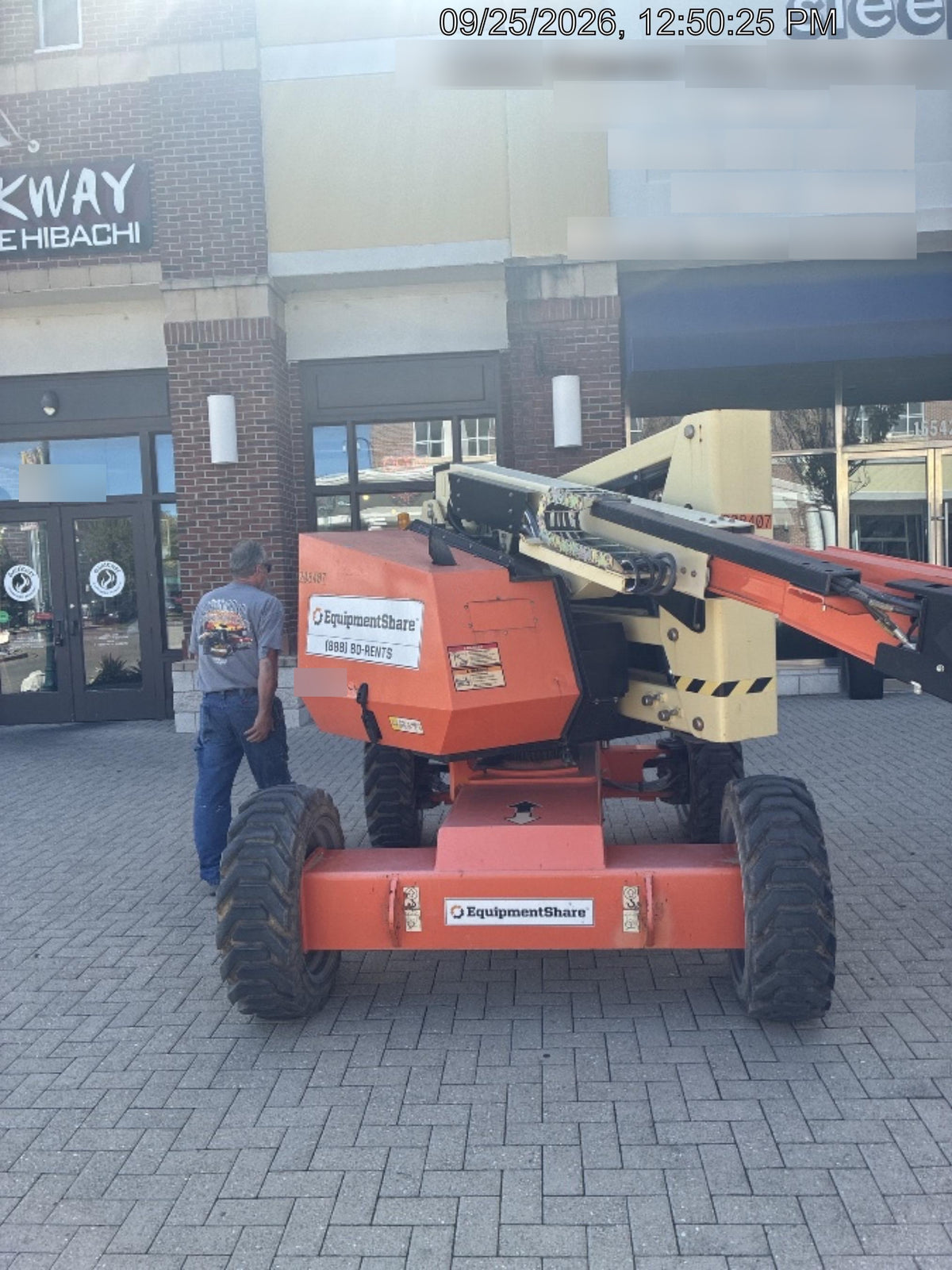 2022 JLG 340AJ