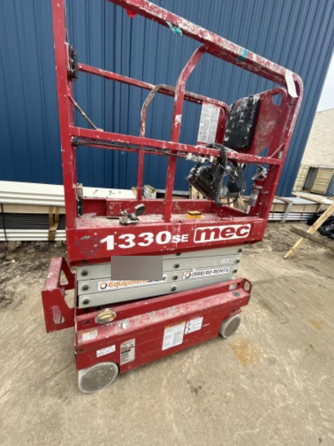 2019 MEC 1330SE MEC 1330SE w/ES Track Hardware, Full Extended 2 Year Warranty