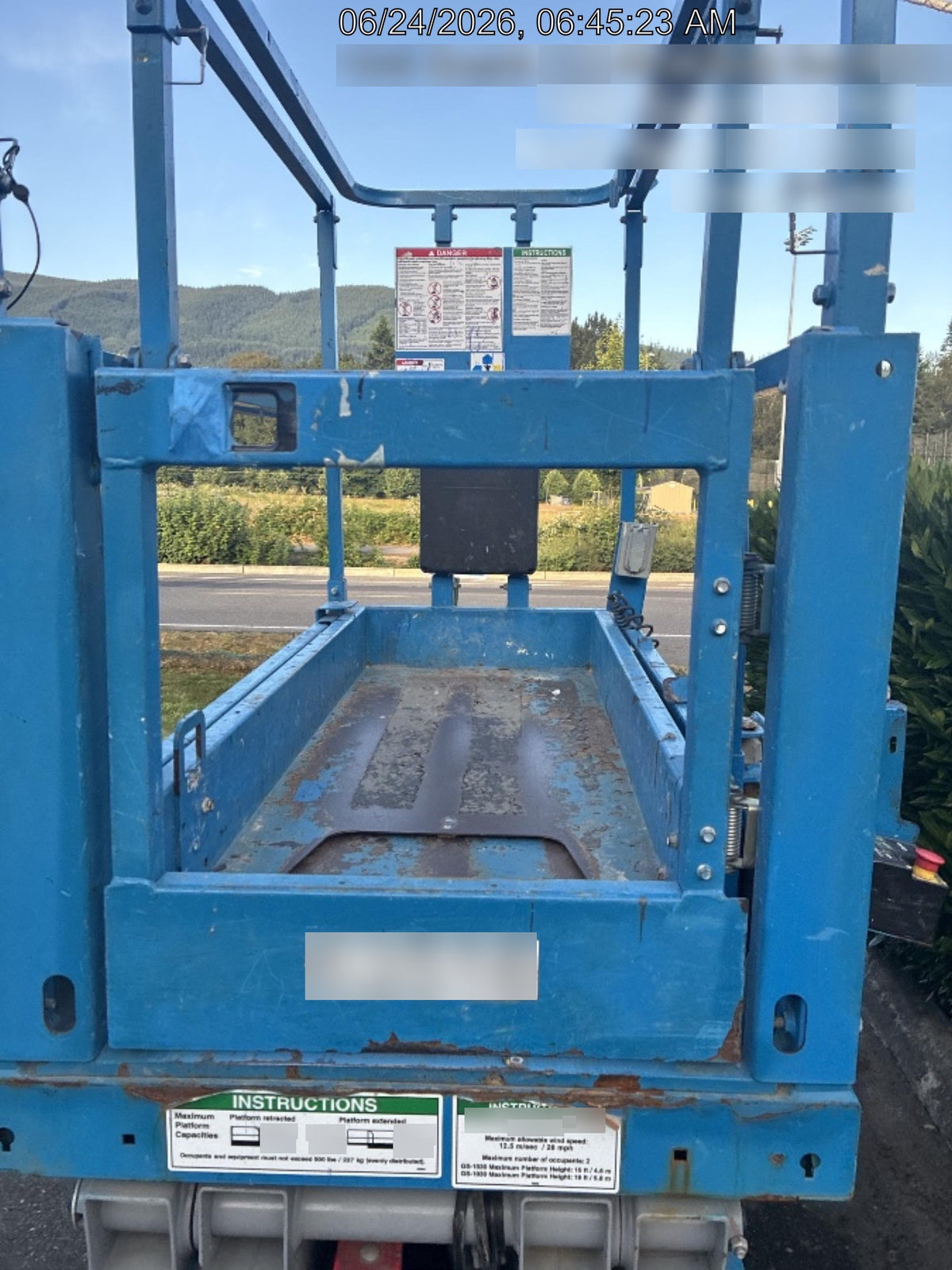 2020 Genie GS-1930 Solid Non Marking Tires, Beacon, Folding rails with half height swing gate
