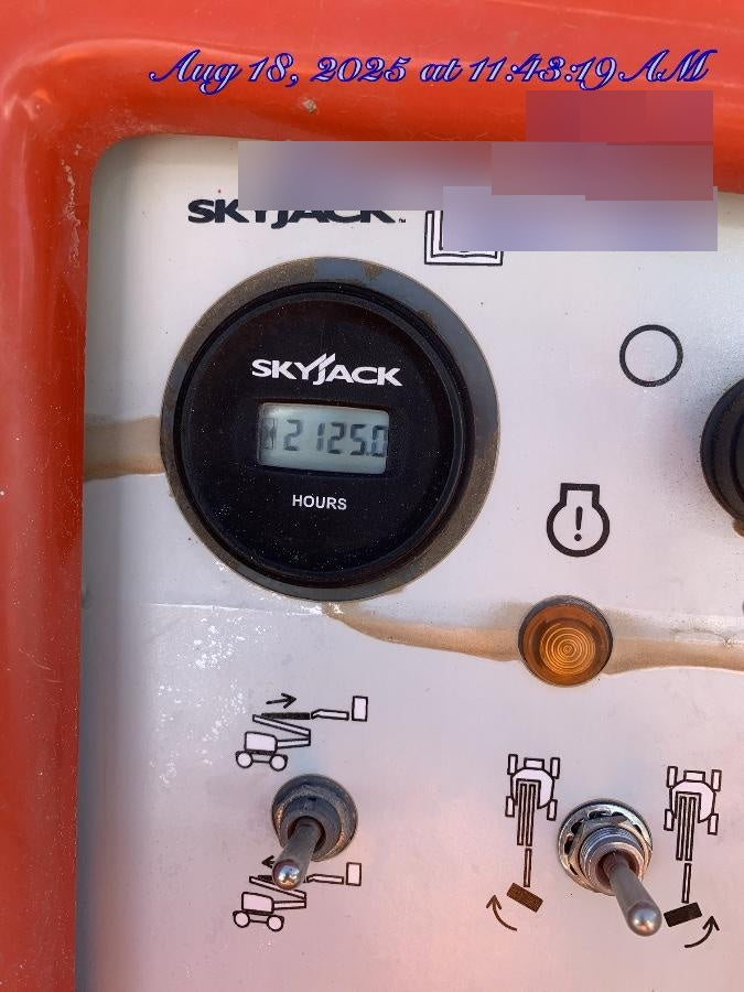 2017 SKYJACK SJ46 AJ