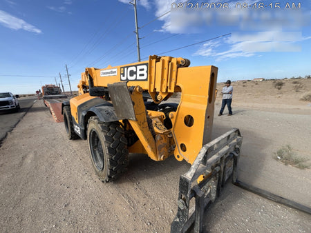 2023 JCB 510-56