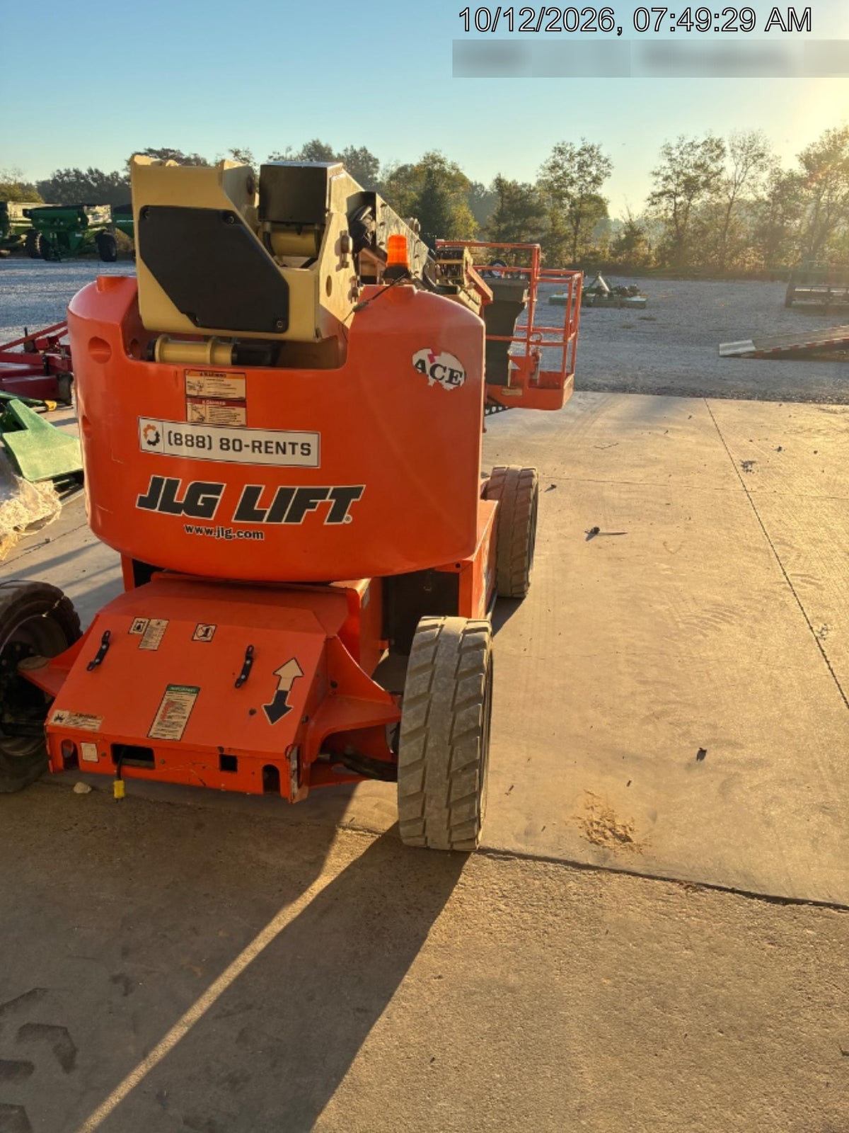 2019 JLG E450AJ