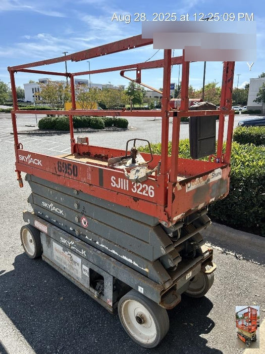 2018 Skyjack SJIII-3226 Skyjack SJIII3226 Scissor Lift w/Trojan Batteries