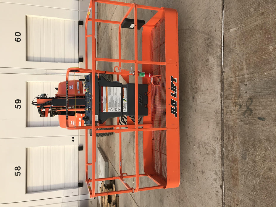 2019 JLG 660SJ