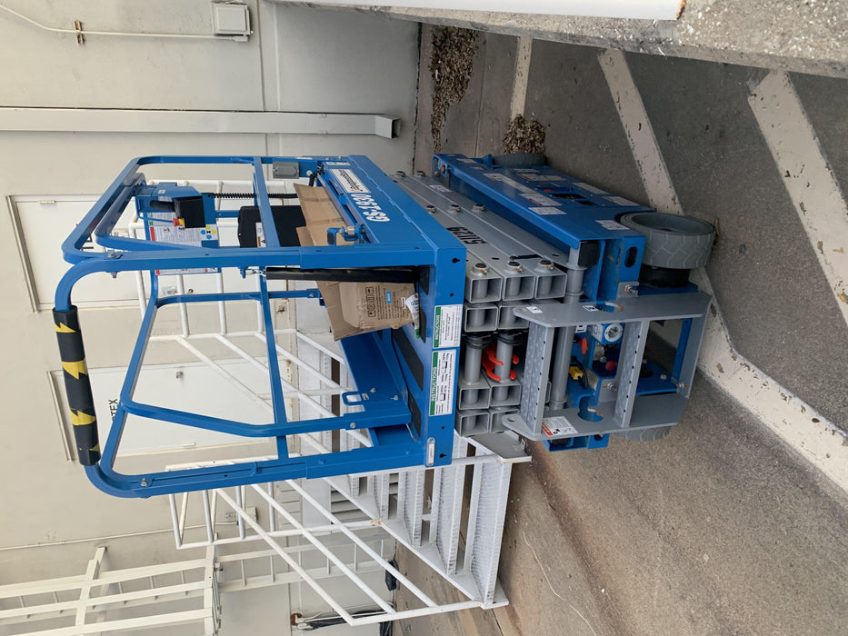 2019 Genie GS-1930 Fixed Rails with Chain Entry