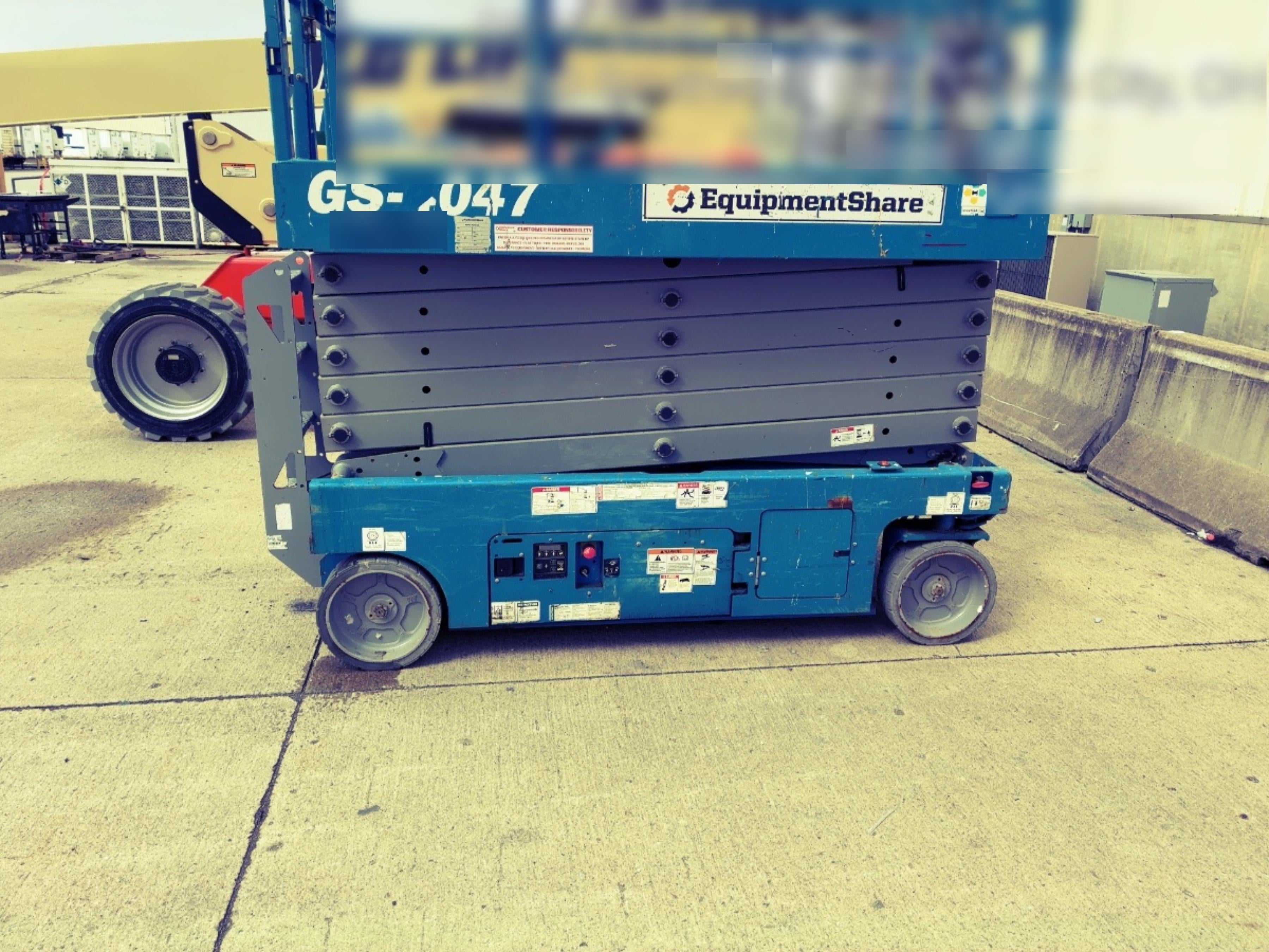 2018 GENIE GS-4047