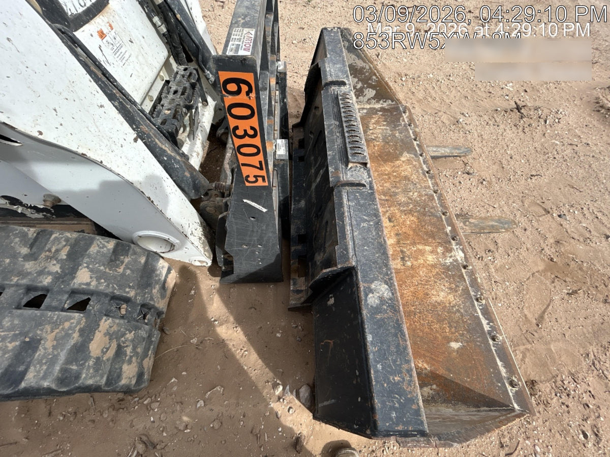 2025 ARROW MATERIAL HANDLING 24" Pallet Fork Frame