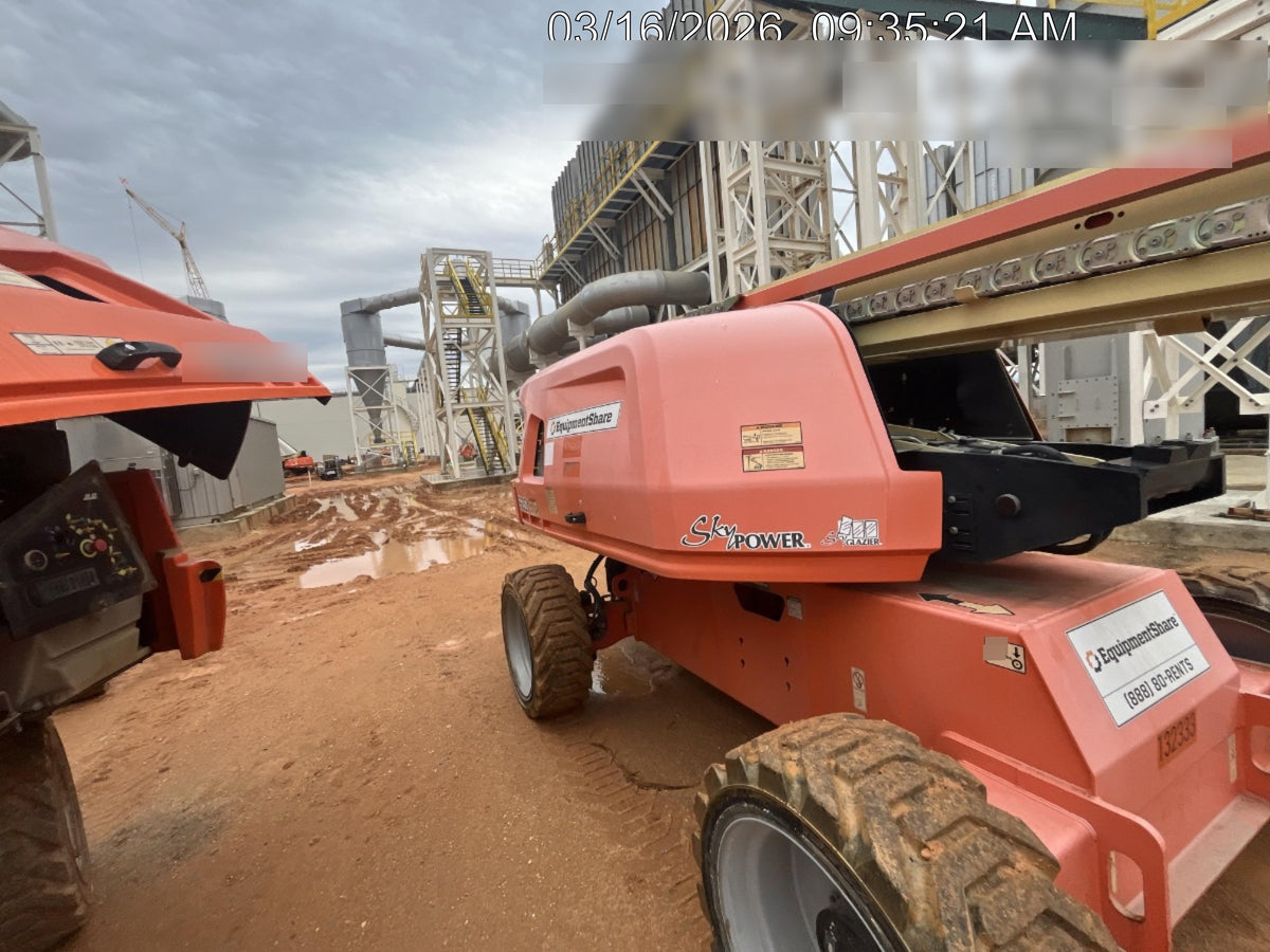 2021 JLG 660SJ