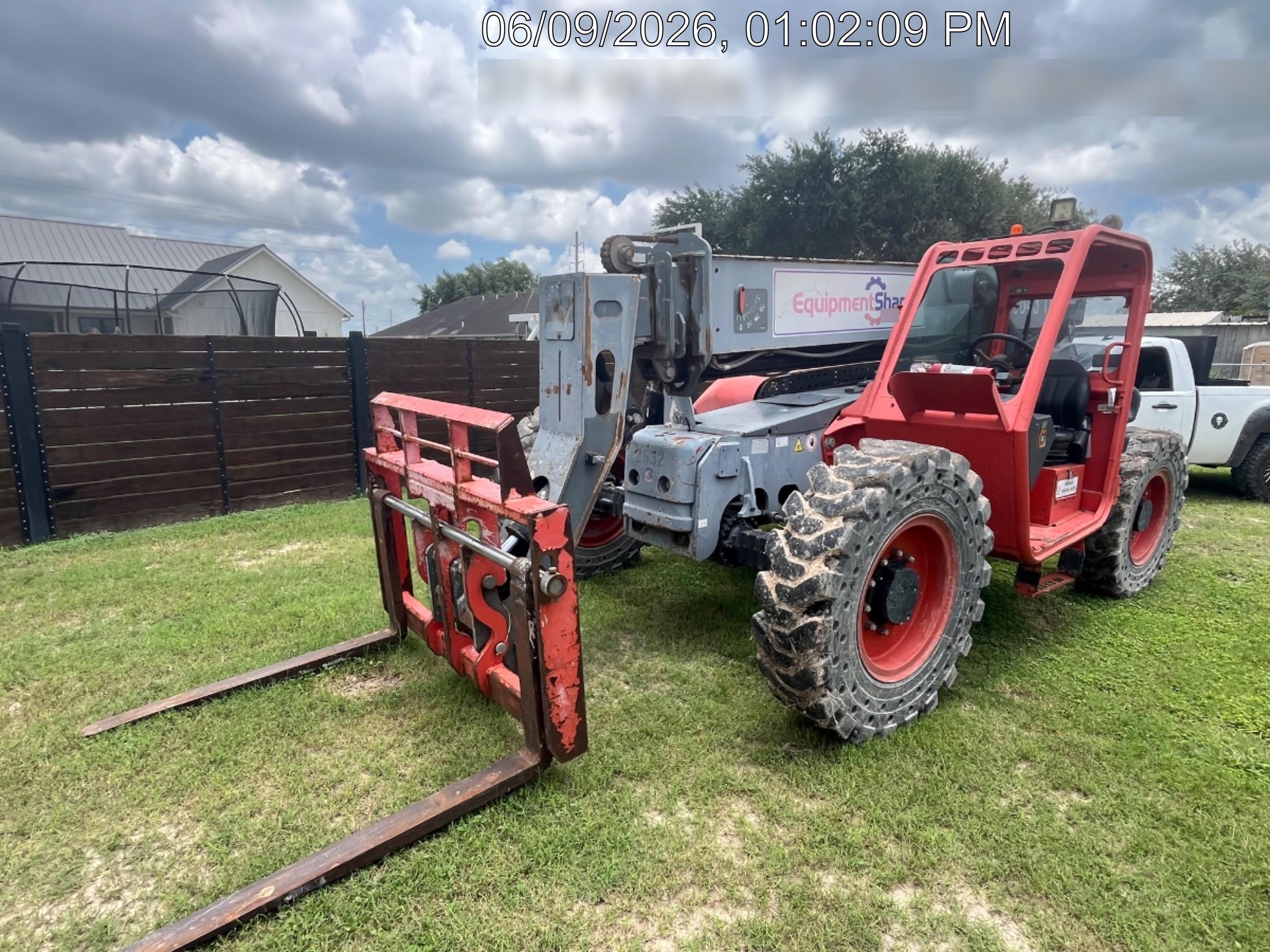 2016 Skyjack SJ643 TH 60" Carriage, Solid Tires