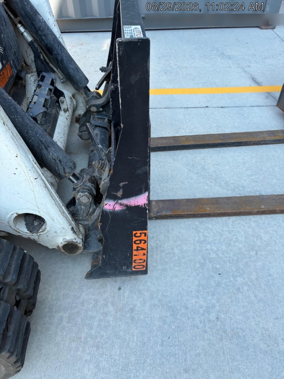 2025 ARROW MATERIAL HANDLING F5100CB