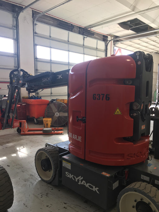 2017 SKYJACK SJ30 AJE