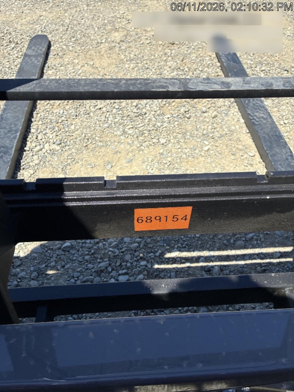 2026 ARROW MATERIAL HANDLING 72" Pallet Forks - Arrow